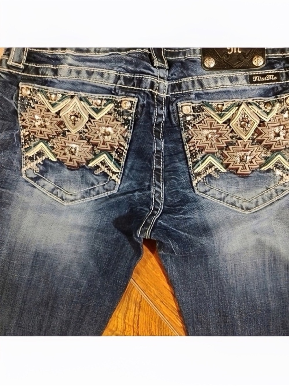 Gorgeous Y2K Miss Me Signature Boot Jeans With Embellished Pockets 34” Inseam